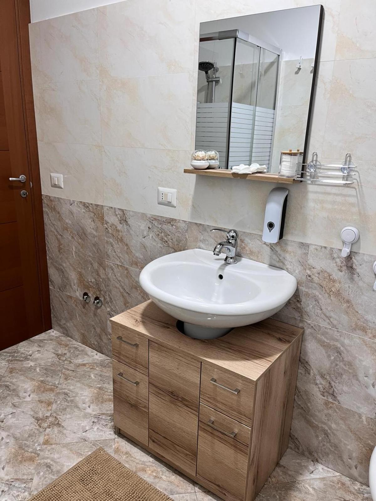 Apartamento La Casina Azzurra Montesilvano Marina Exterior foto